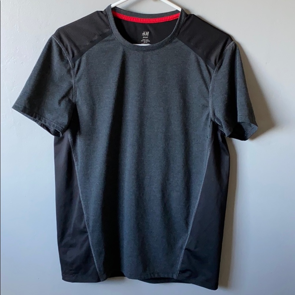 H&M Sport active work out shirt like new!